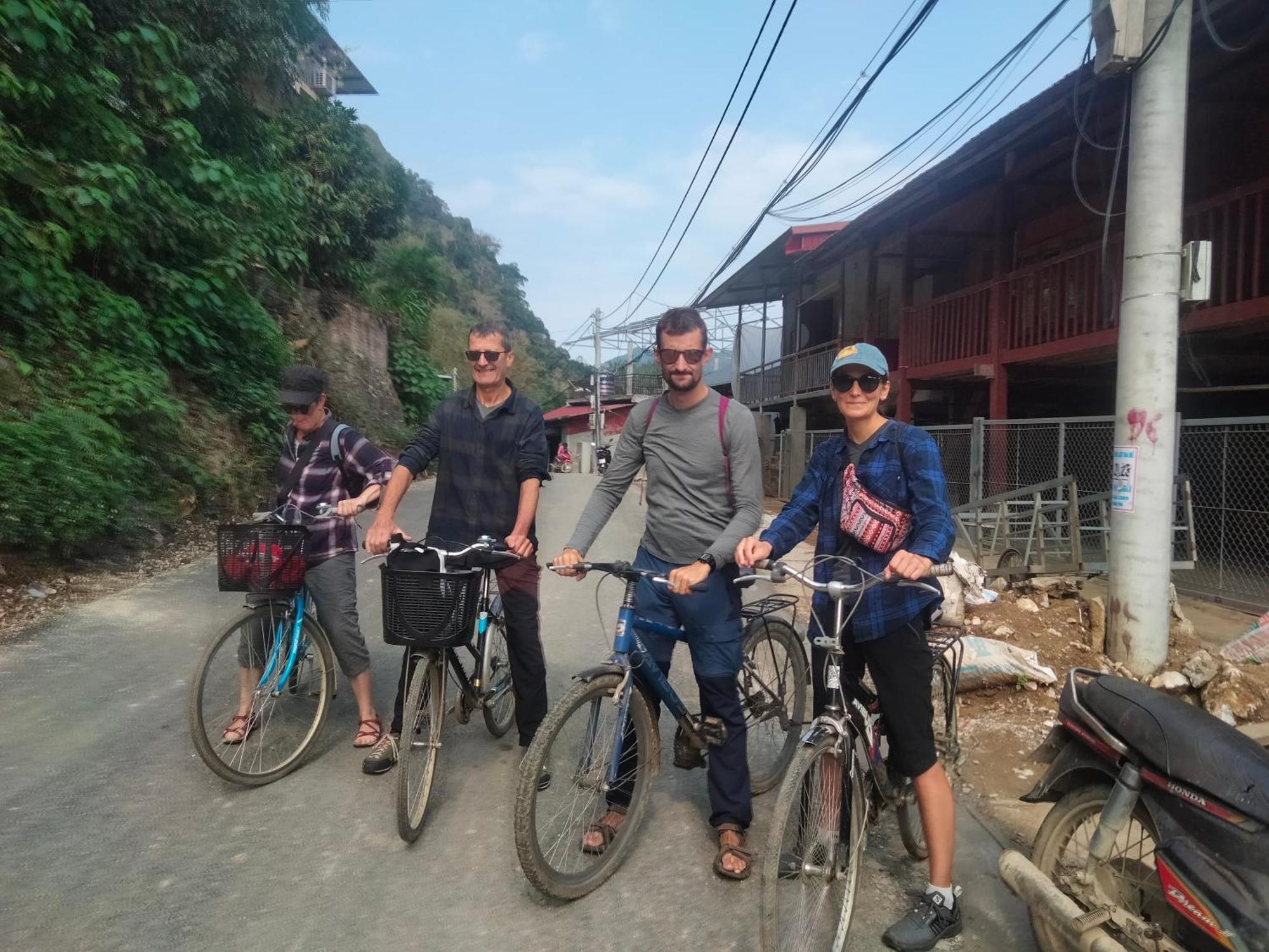 Tran Xuan Homestay Ba Be Eksteriør bilde