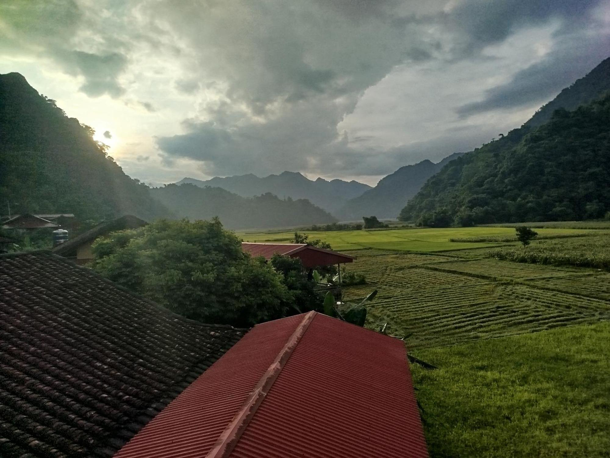 Tran Xuan Homestay Ba Be Eksteriør bilde