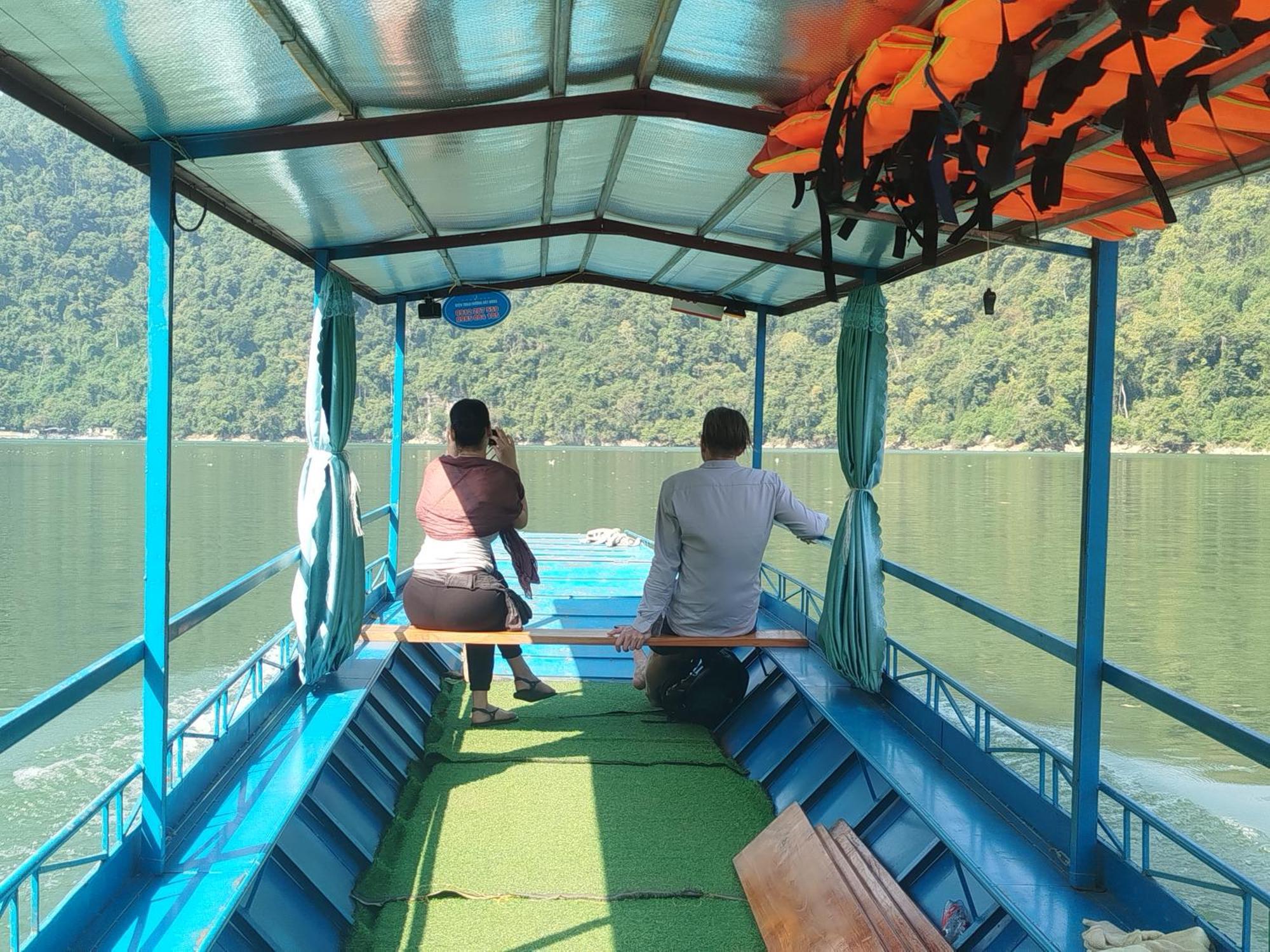 Tran Xuan Homestay Ba Be Eksteriør bilde