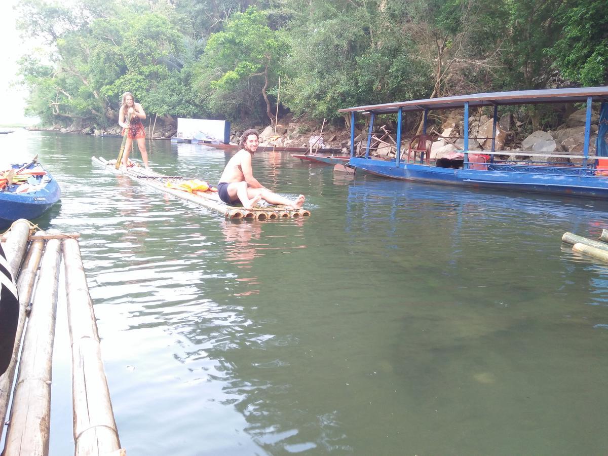 Tran Xuan Homestay Ba Be Eksteriør bilde