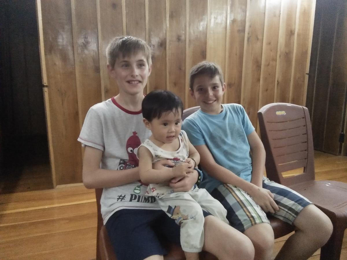 Tran Xuan Homestay Ba Be Eksteriør bilde