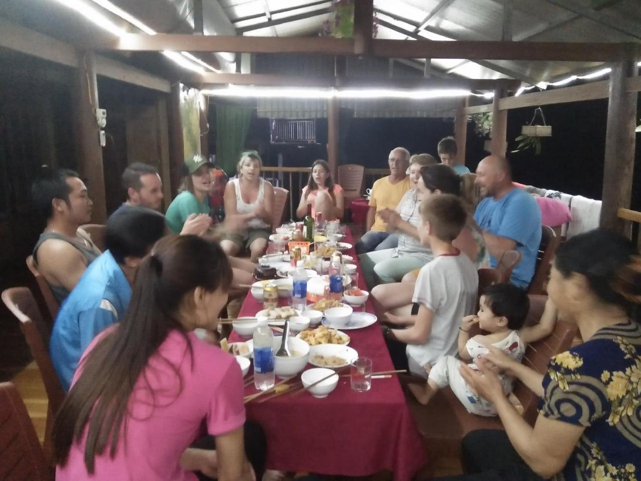 Tran Xuan Homestay Ba Be Eksteriør bilde